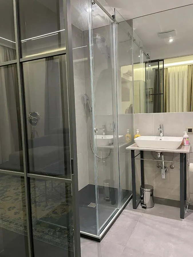 Sofija Apartmani 0*, Rijeka Croatia